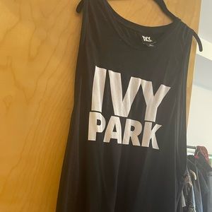Out of stock - IVY PARK workout tank